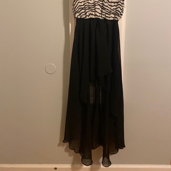 New Zebra Top Hi-Lo dress - Picture 2 of 2